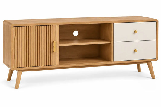 Mueble bajo para televisión con detalles de líneas verticales y estantes, marrón y blanco